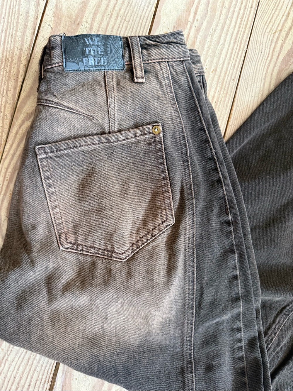 Free People Good Luck mid-rise barrel jeans size 26 - Picture 4 of 4